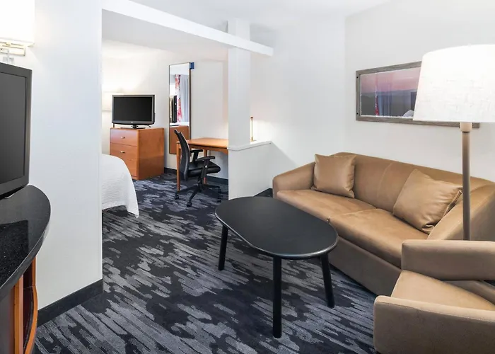 Fairfield Inn & Suites By Marriott Marietta