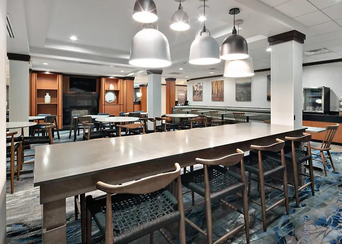 Fairfield Inn & Suites By Marriott Marietta