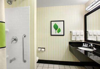 Fairfield & By Marriott
