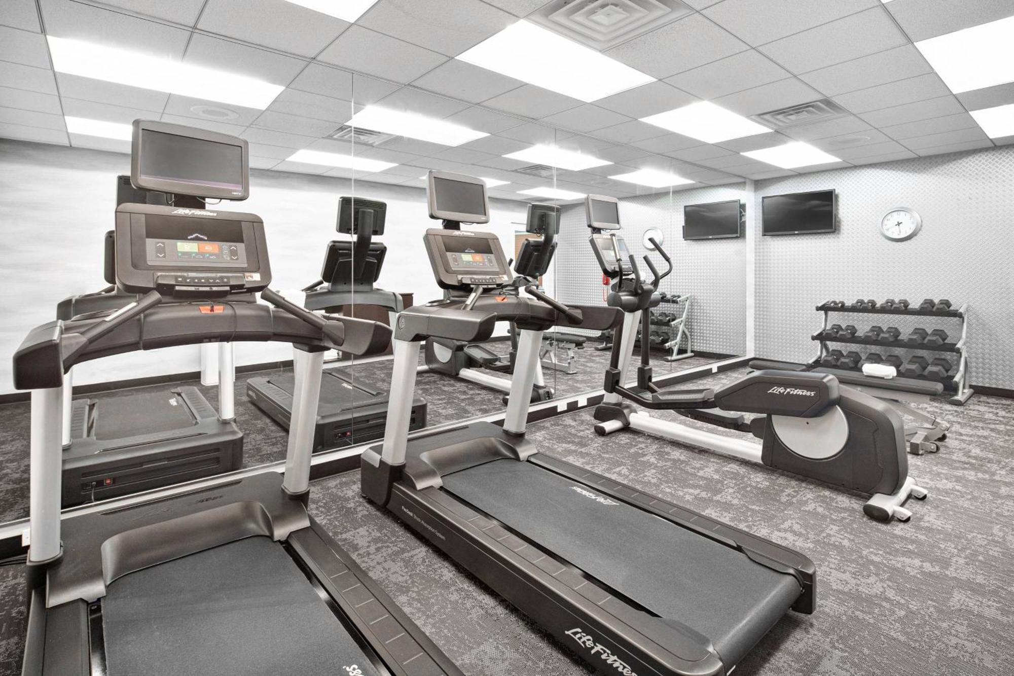 Fairfield & By Marriott 3*
